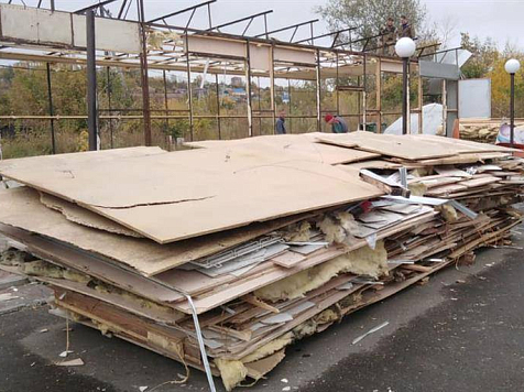 В Центральном районе снесли точку незаконной продажи спиртного. Фото: admkrsk.ru