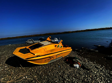 Житель Норильска во время рыбалки украл лодочный мотор, спальные мешки и спиннинги. Фото: МВД