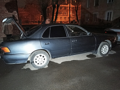 Красноярец поджёг машину из мести за оскорбление своей девушки. Фото: МВД