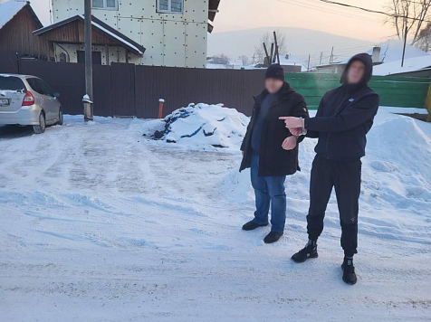 В Красноярске пьяный мужчина зашел в открытый дом и зарезал хозяина. Фото: Прокуратура Красноярского края