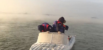 Красноярские спасатели прочесывают Енисей в поисках 15-летнего подростка