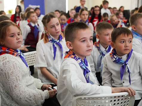 Красноярским школьникам собрались запретить ГДЗ. Фото: Министерство образования Красноярского края