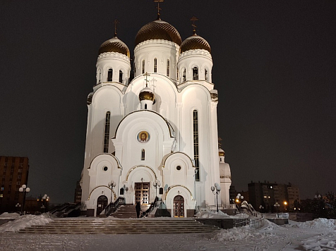 В Красноярске запрещено парковать авто у храмов в Рождество. Фото: vk.com/hramrozdestvahristova