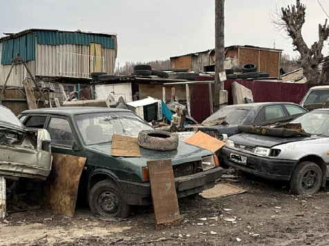 В Красноярске убрали почти 400 брошенных авто за год. Фото: телеграм-канал мэра Красноярска Владислава Логинова