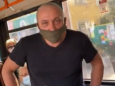 В красноярском автобусе водитель устроил скандал из-за масок. Фото и видео: "7 канал"
