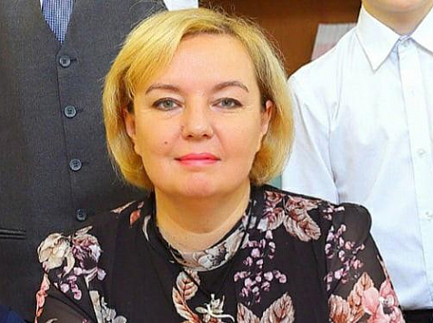 Уволенную из-за отказа вакцинироваться красноярскую учительницу восстановили. Фото: Оксана Торопова
