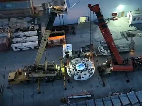 Красноярские метростроители начали сборку нового комплекса «Валентина» у ЖД вокзала. Фото/видео: пресс-служба красноярского метро