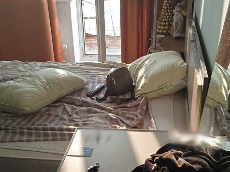 Тренер международного класса по художественной гимнастике из Санкт-Петербурга задержана с наркотиками в Красноярске. Фото: Прокуратура Красноярского края