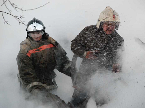 66-летний мужчина пострадал в пожаре в поселке под Красноярском. Фото: служба спасения Красноярского края 