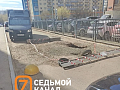 В Красноярске после порыва сетей провалился проезд к жилому массиву