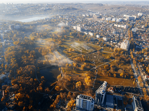 В Красноярске 7 октября ожидается потепление до +16°C. Фото: ru.freepik.com