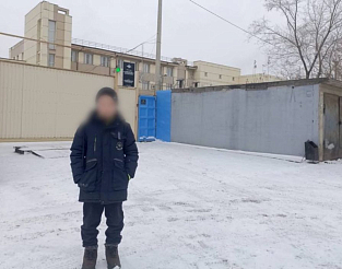 В Красноярском крае 9-летний школьник залез в чужой дом и украл 28 жидкостей для вейпа