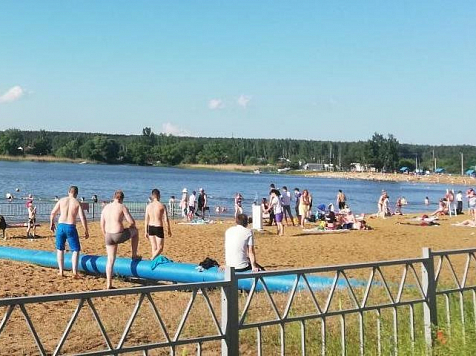 Под Красноярском открыли пляж на карьере «Бархатный». Фото: МЧС