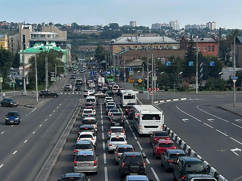 Красноярск попал в топ-3 городов РФ с самыми аккуратными водителями. Фото: Алевтина Сасова