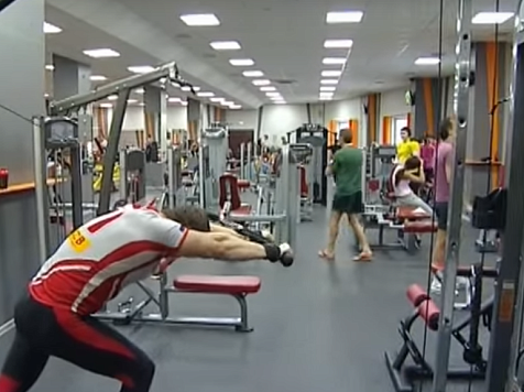 Выгнанный из фитнес-клуба NRGym посетитель потребовал у руководства 1 миллион