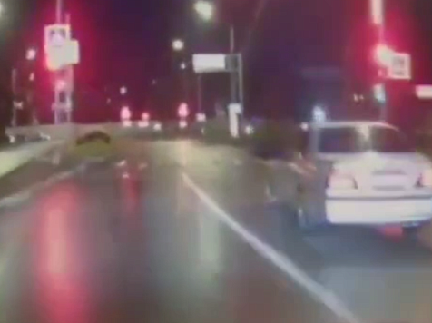 Красноярские полицейские задержали нетрезвого водителя на Nissan Bluebird. Фото/видео: ГУ МВД по Красноярскому краю