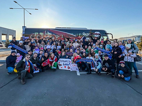 Хоккейный клуб «Сокол» из Красноярска закрывает сезон встречей с болельщиками . ХК «Сокол»