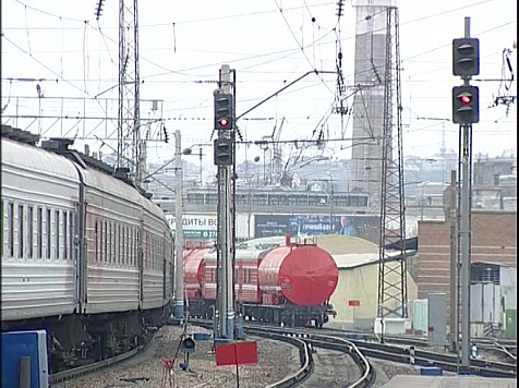 Поезд сошел с рельсов под Ачинском: пассажиров ожидают задержки рейсов. Кадр: 7 канал